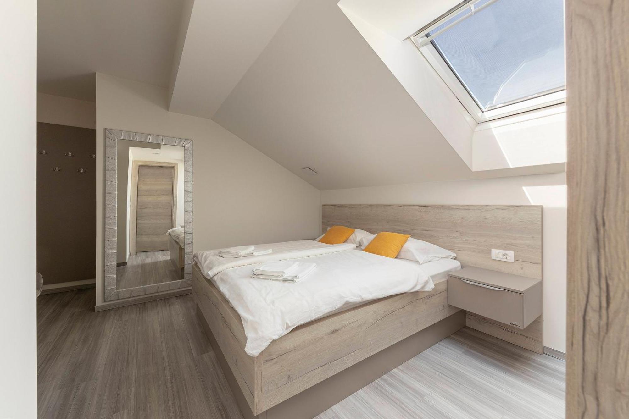 Rooms S Center Slovenske Konjice المظهر الخارجي الصورة