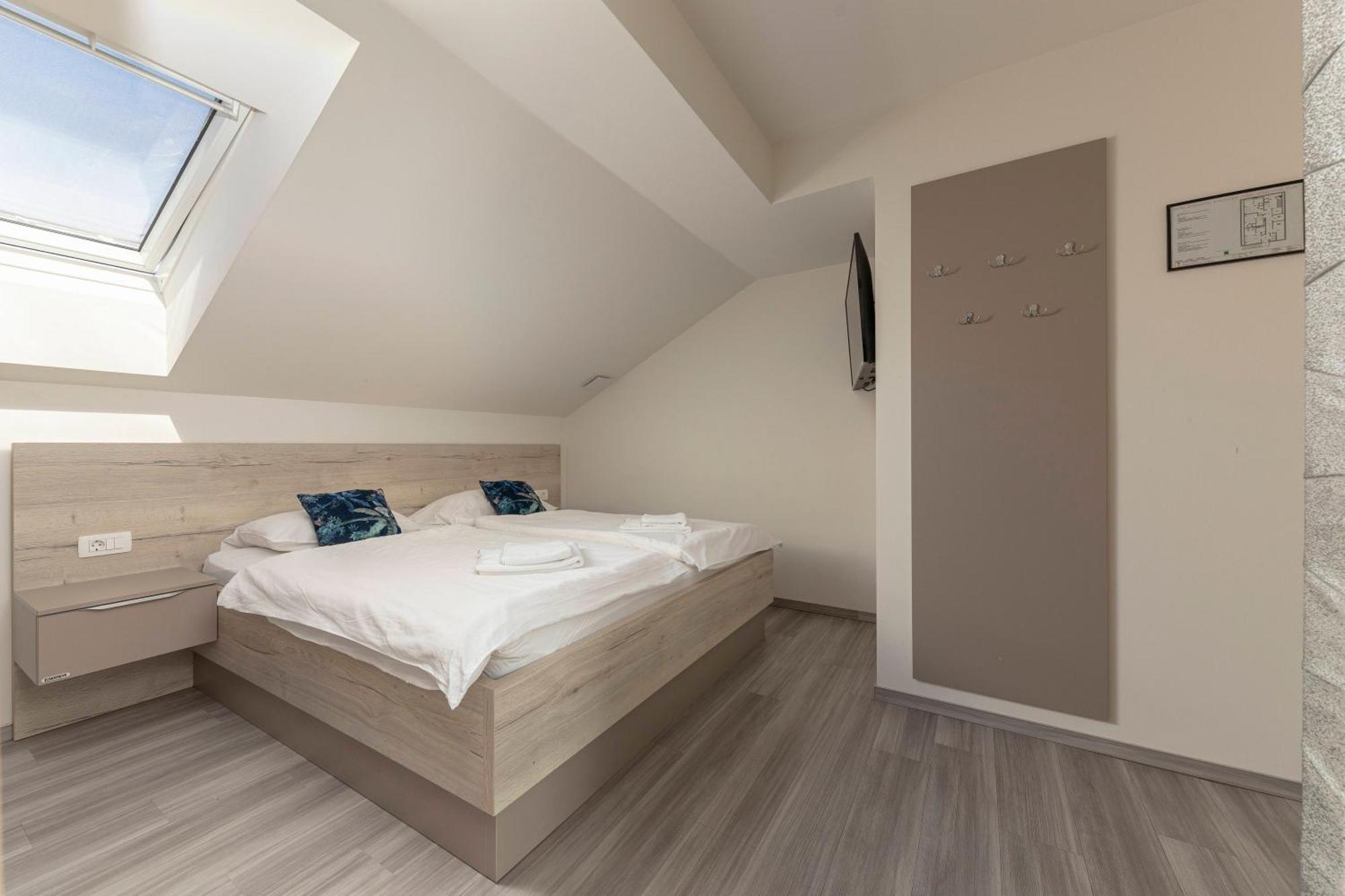 Rooms S Center Slovenske Konjice المظهر الخارجي الصورة