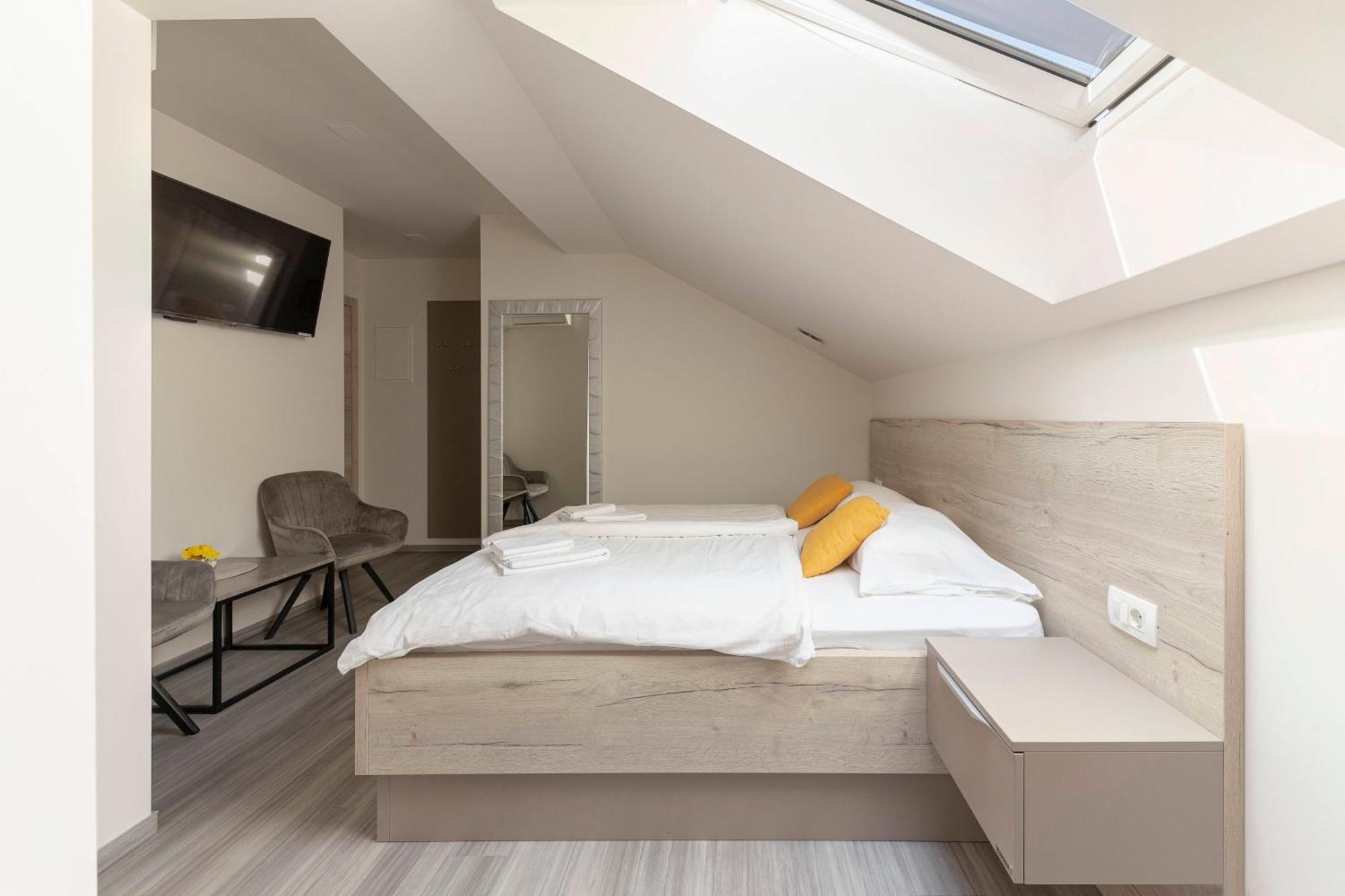 Rooms S Center Slovenske Konjice المظهر الخارجي الصورة