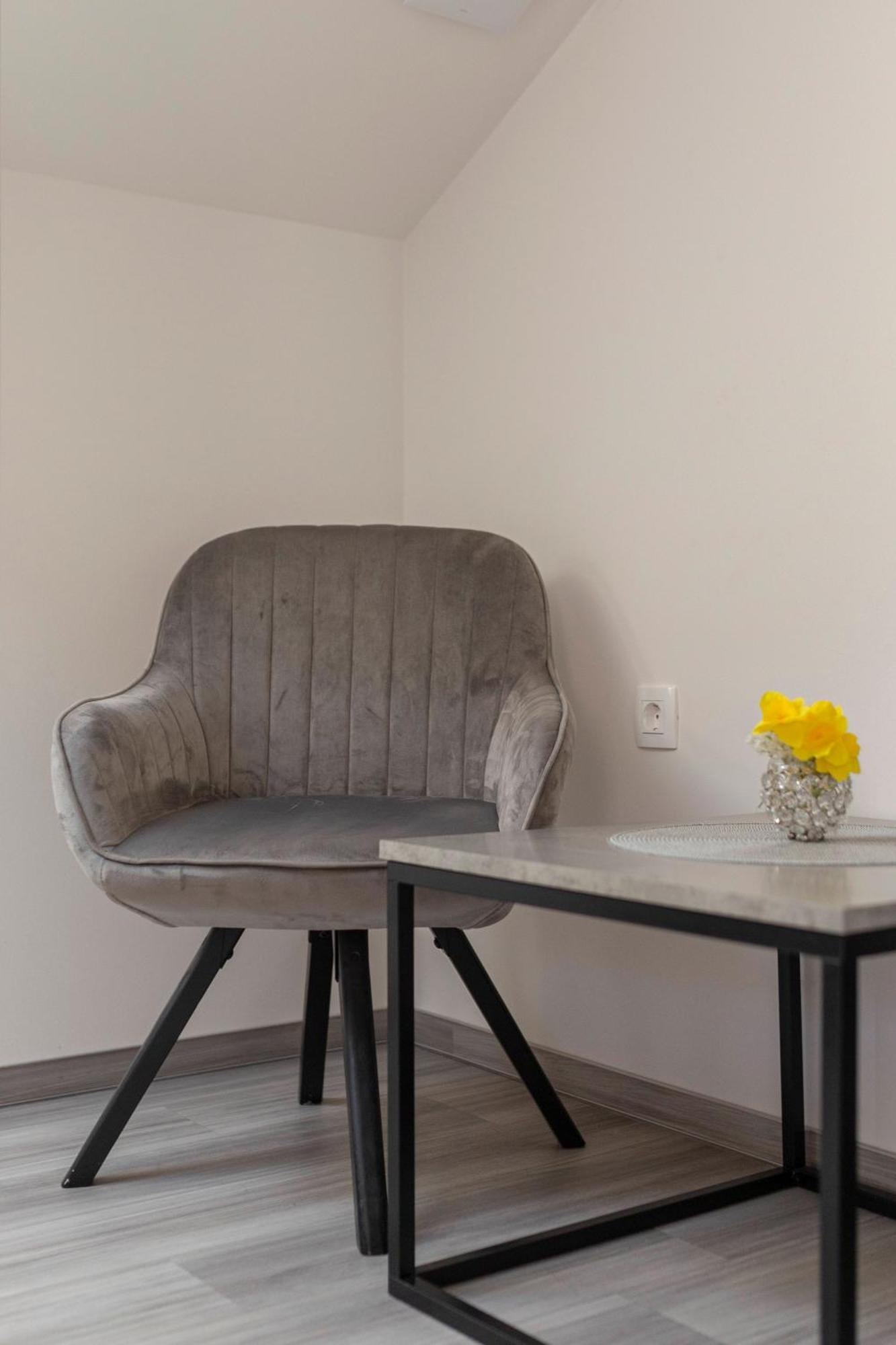 Rooms S Center Slovenske Konjice المظهر الخارجي الصورة