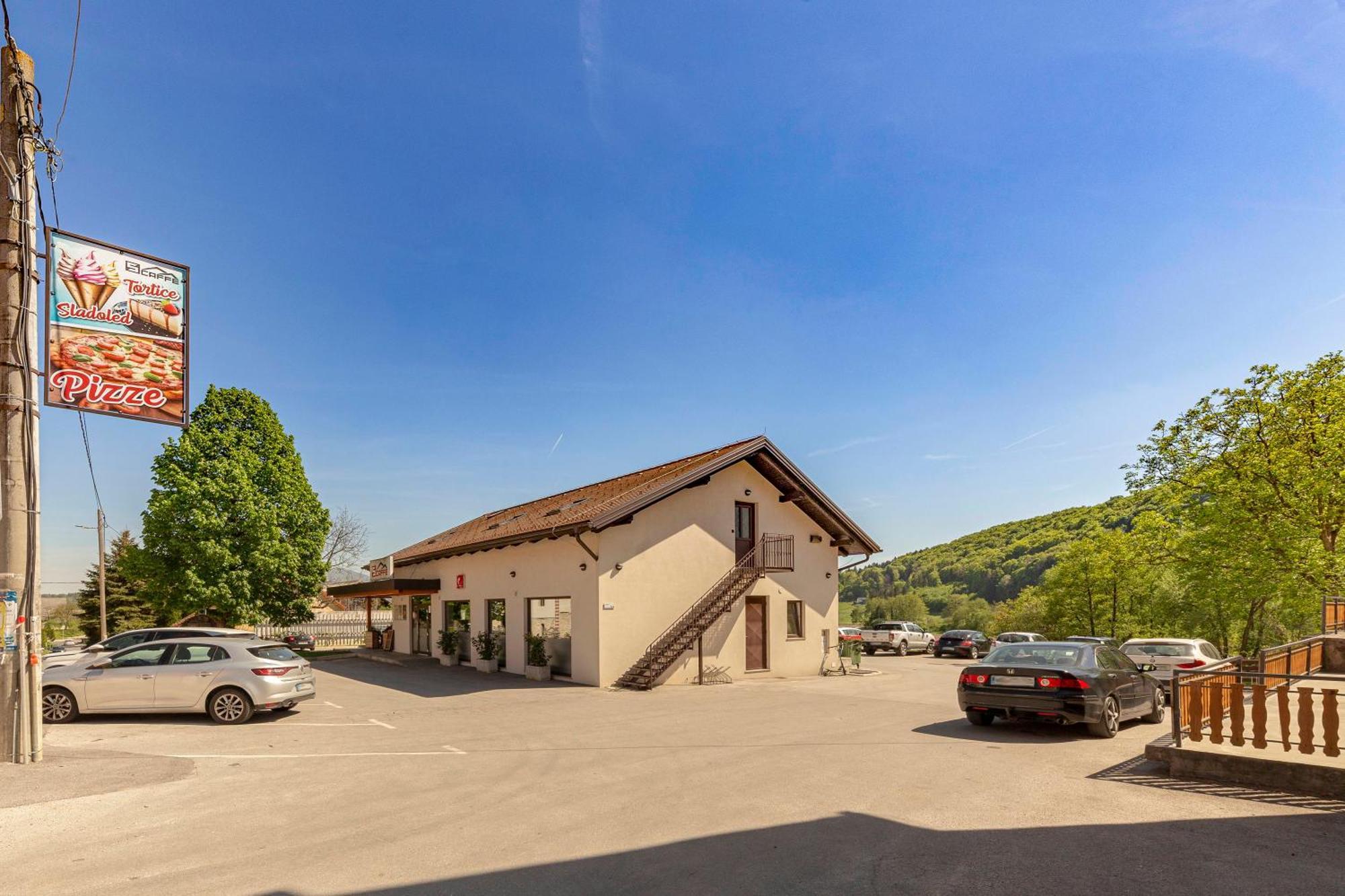 Rooms S Center Slovenske Konjice المظهر الخارجي الصورة